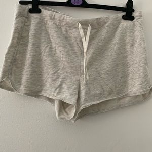 Cream/gray marl Old Navy lounge shorts